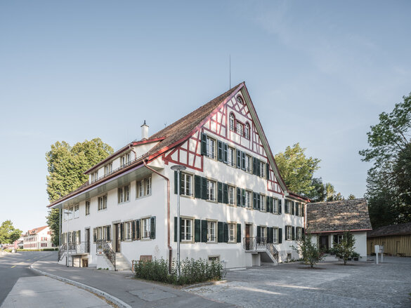 Stegenmühle, old historic mill, listed building, monument protection, apartment building, maisonette apartments, special color, Switzerland, Wetzikon, renovation, 2019, Light Grey