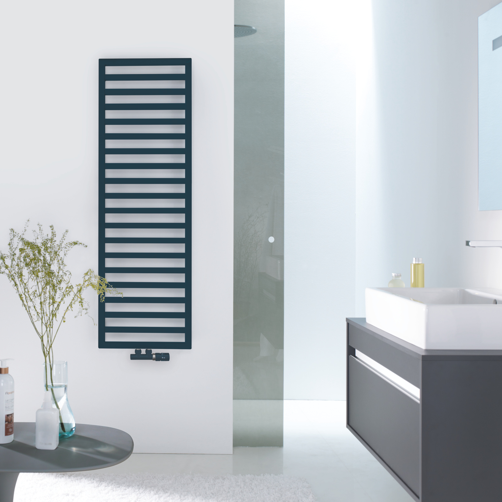 Cut-Out Zehnder Quaro Decorative radiator 