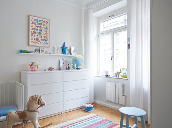 Rendering Zehnder Alura Decorative radiator Side view