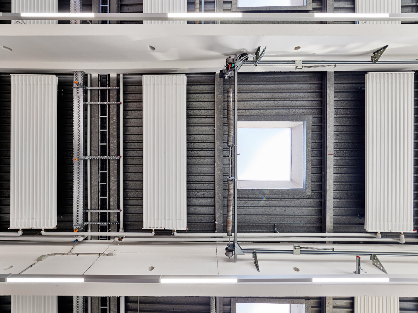 workshop, production hall, hall, chain assembly