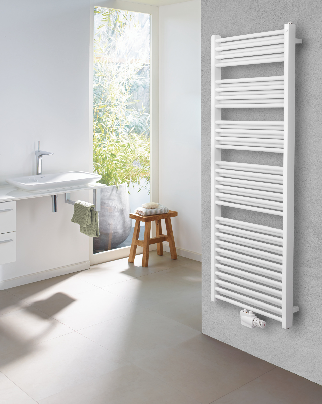 Rendering Zehnder Zeno Decorative radiator Side view