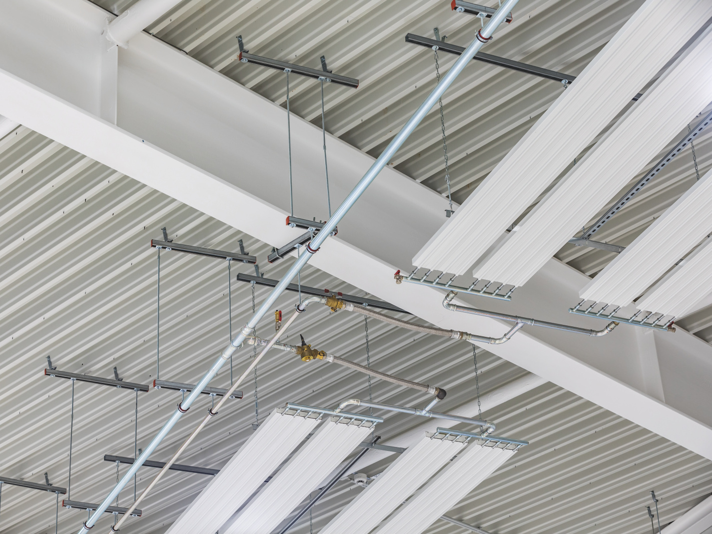 Reference Zehnder ZIP Heating and cooling ceilings Bottom view