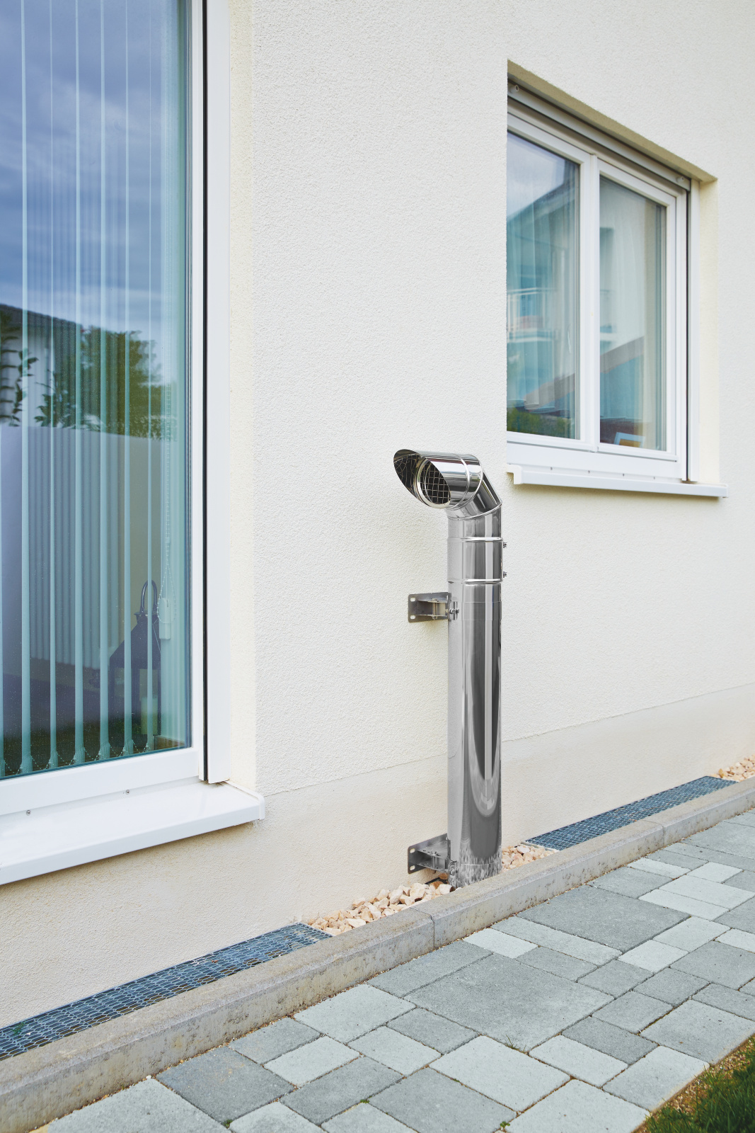 Reference Zehnder ComfoVent Comfortable indoor ventilation Front view