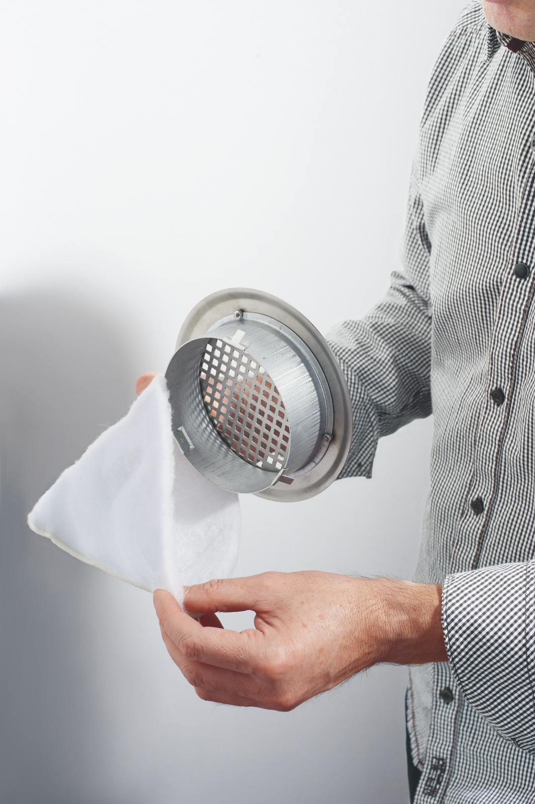 Focus Zehnder ComfoGrid CLRF/TVA Comfortable indoor ventilation Rear view