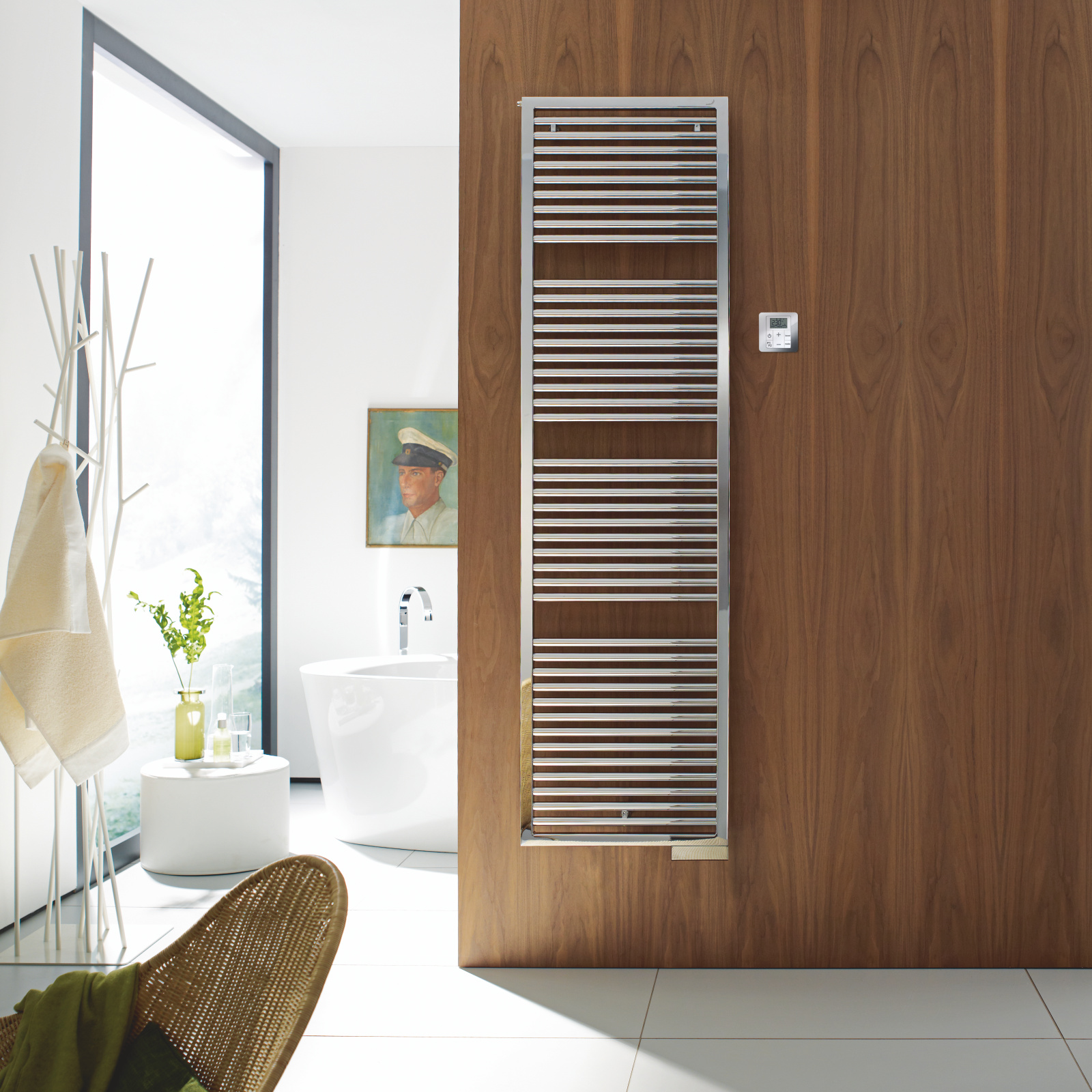 Zehnder_RAD_Universal-EL_RACY-Right_bathroom_chrome_Original_28684_print+web