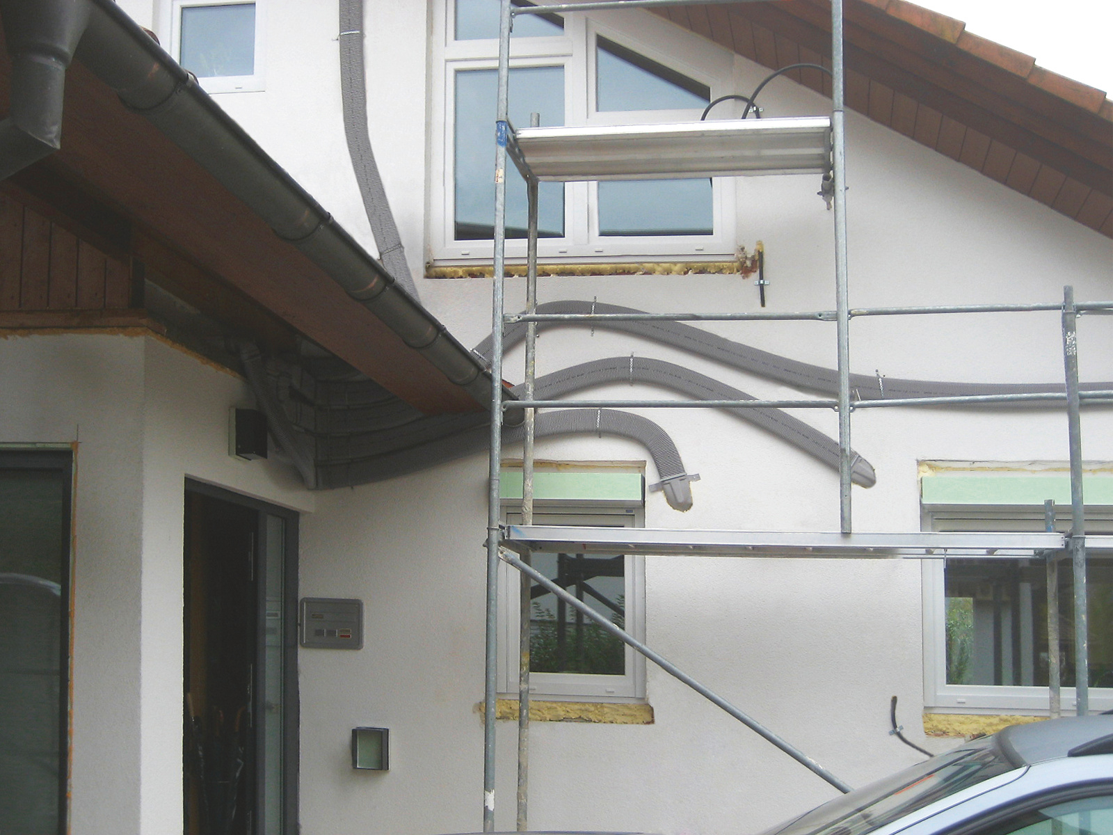 Reference Zehnder ComfoTube flat 51 Comfortable indoor ventilation Front view